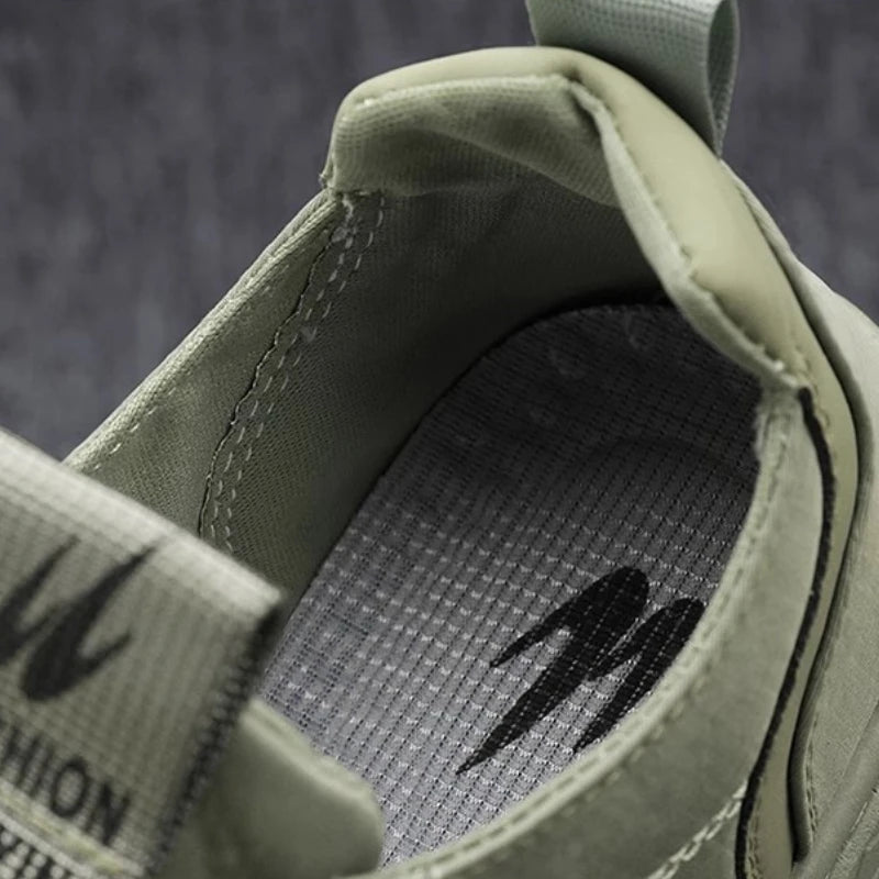 Hot Sale Sneakers Outdoor Men's Casual Shoes Summer New Male Vulcanized Shoes Ice Silk Slip on Men Shoes Fashion Tenis Masculino