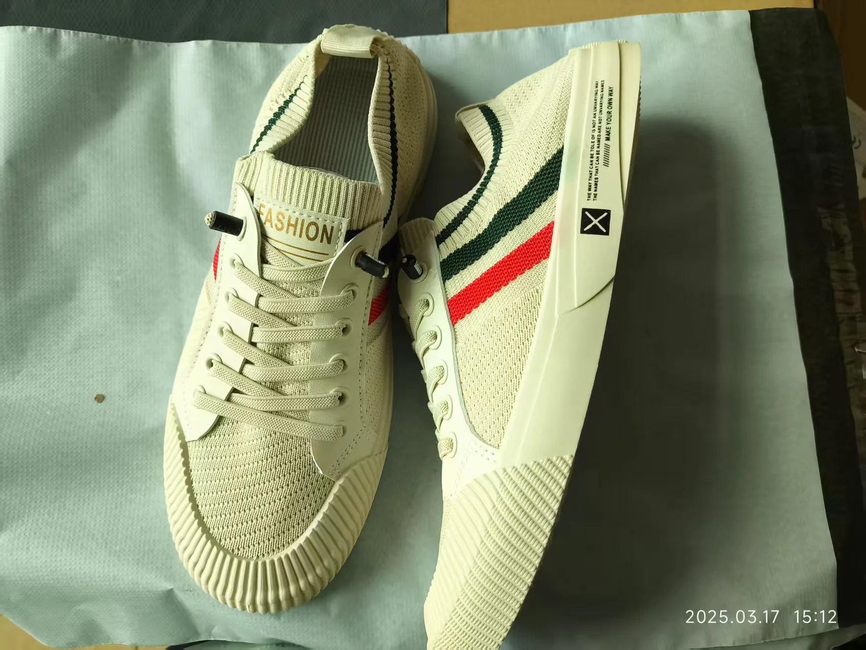 Men Sneakers Branded Casual Loafers Light BreathableMesh Lightweight Flats Shoes Tenis Masculino 2023 Fashion Male Stylish Shoes