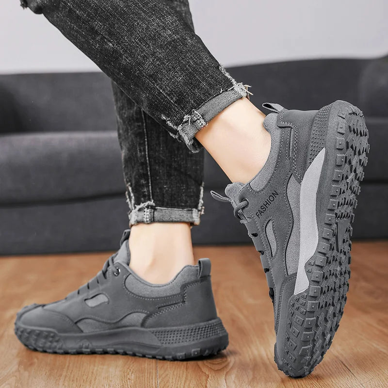 New Casual Sports Men's Work Shoes Lightweight Breathable Non-slip Spring and Summer Comfortable Student Walking Loafers