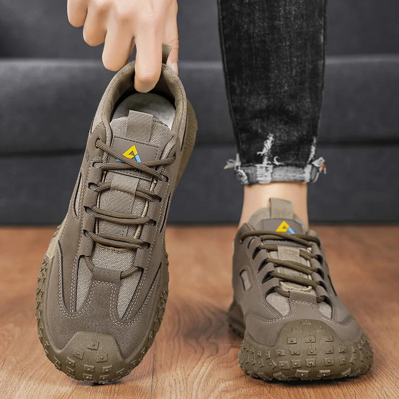 New Casual Sports Men's Work Shoes Lightweight Breathable Non-slip Spring and Summer Comfortable Student Walking Loafers