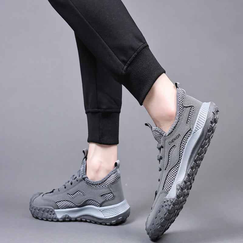 Oulylan Summer Breathable Hollow Wading Shoes Mesh Men Outdoor Hiking Climbing Shoes Sport Non-Slip Sneaker 39-44 Size