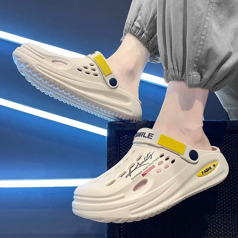 Classic Clog Men Casual Sandals Unisex Closed-Toe Slip-Ons Outdoor Men's Breathable Beach Shoes Slippers