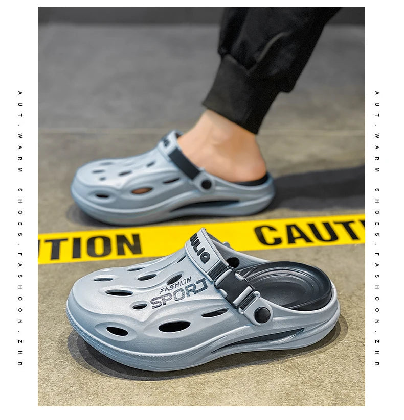 A Pair of Men's New Clogs, Summer New Wear-Resistant Non-Slip Sports Beach Shoes for Outer Wear, Driving Soft Soles, Comfortable Men's Shoes